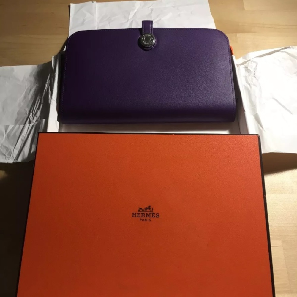 New Hermes Ultraviolet Swift Leather Dogon Wallet