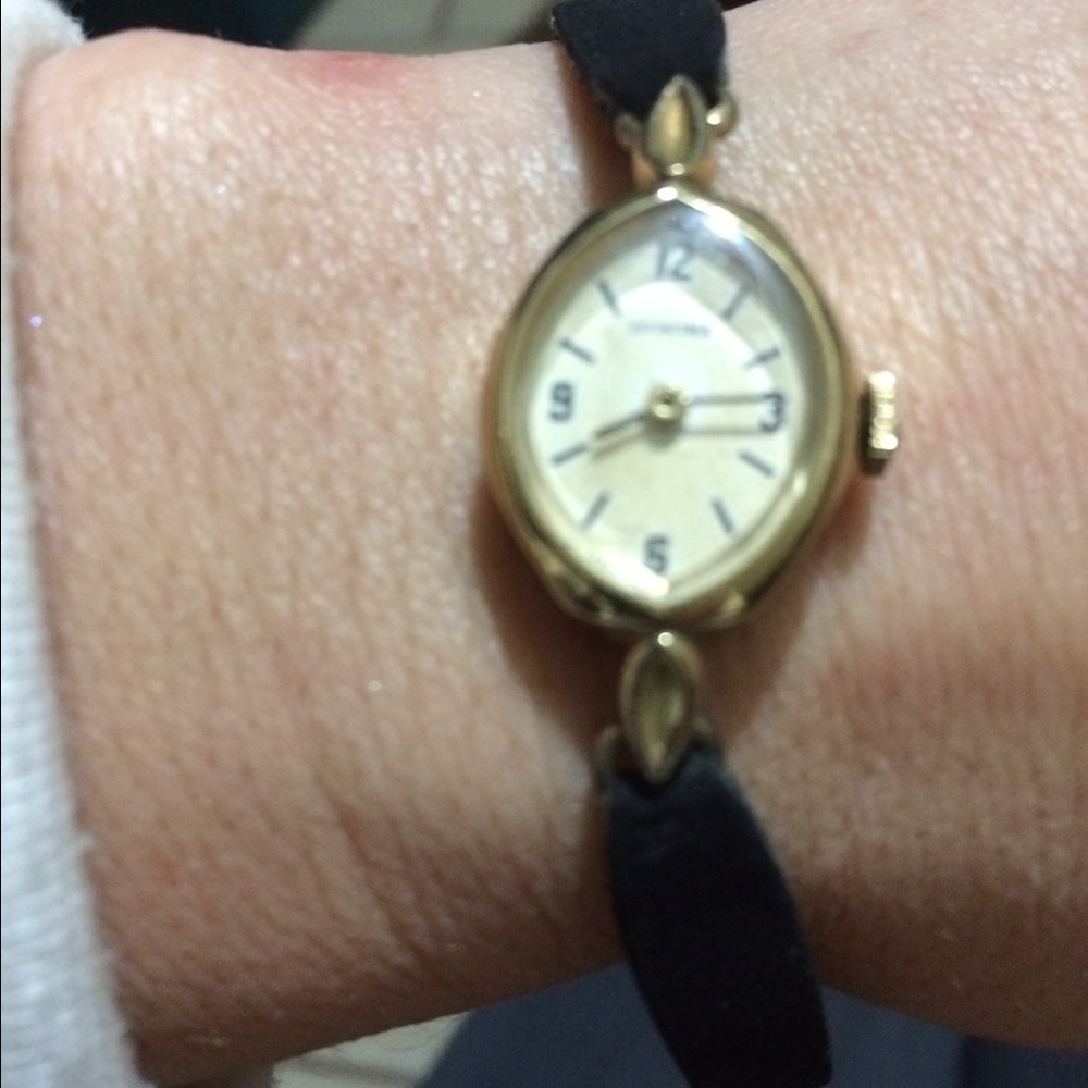 Invincible vintage watch