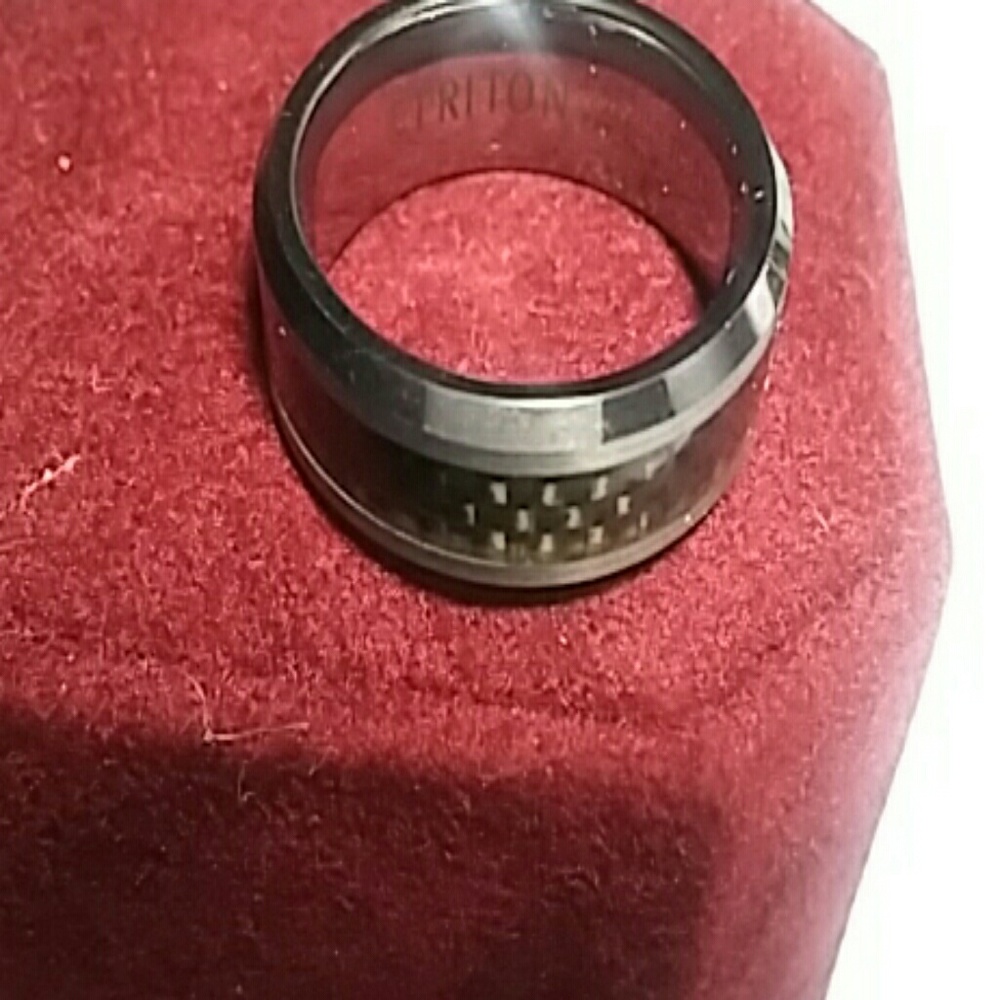 Men's Triton tungsten wedding band .850 carbon