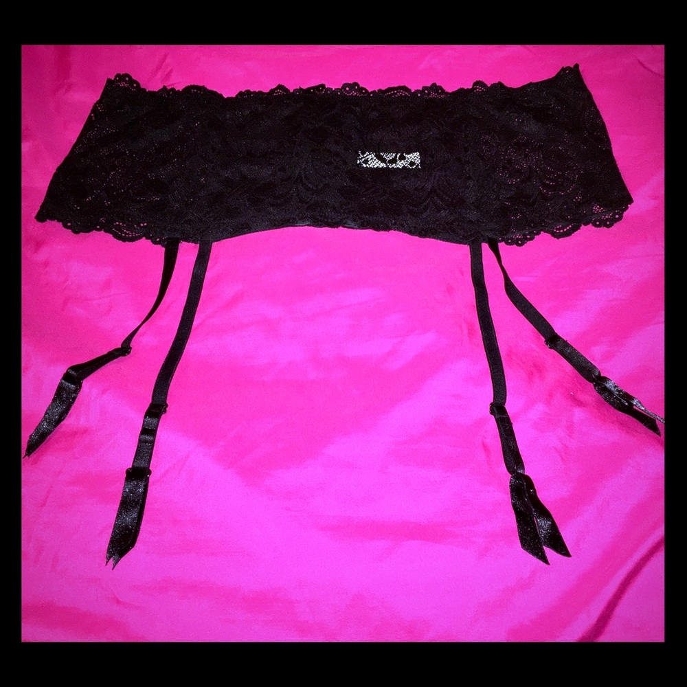 💋Cacique 22/24 Black Lace Garter Belt