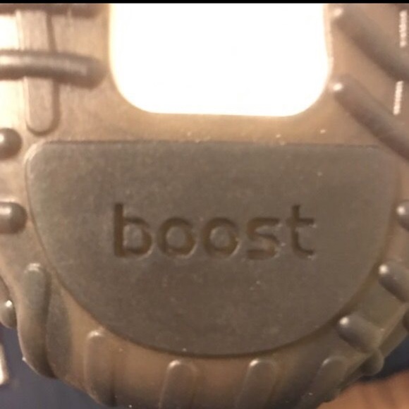 Adidas Yeezy Boost 350 V2 size 8 main image 4