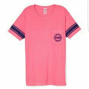 VS Pink Campus Tee