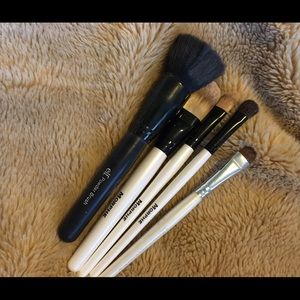 Makeup Brush Bundle!!