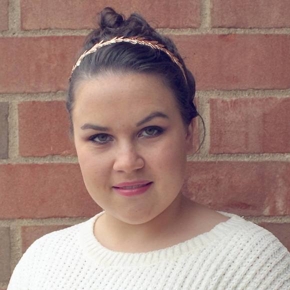 Meet your Posher, Joyce - Picture 1 of 1