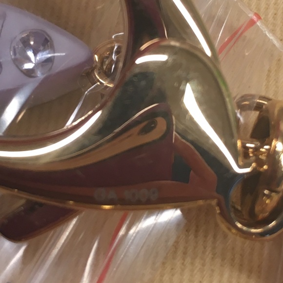 Louis Vuitton Glam Rock Charm - Picture 4 of 4