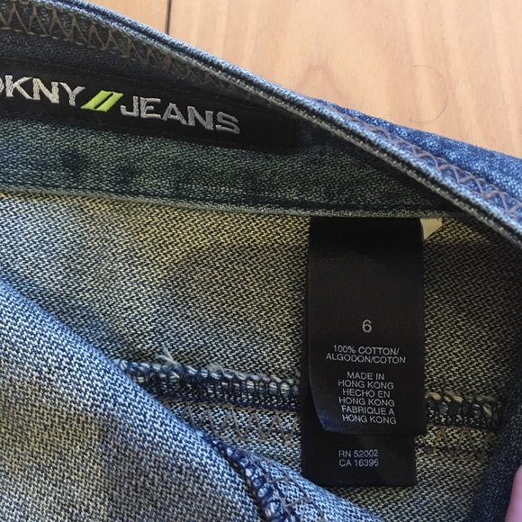 DKNY JEANS SKIRT🌺🌸❤ - Picture 3 of 5