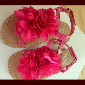 Beautiful Hot Pink Floral Toddler Sandals Size 6T