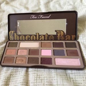 Too Faced Chocolate Bar