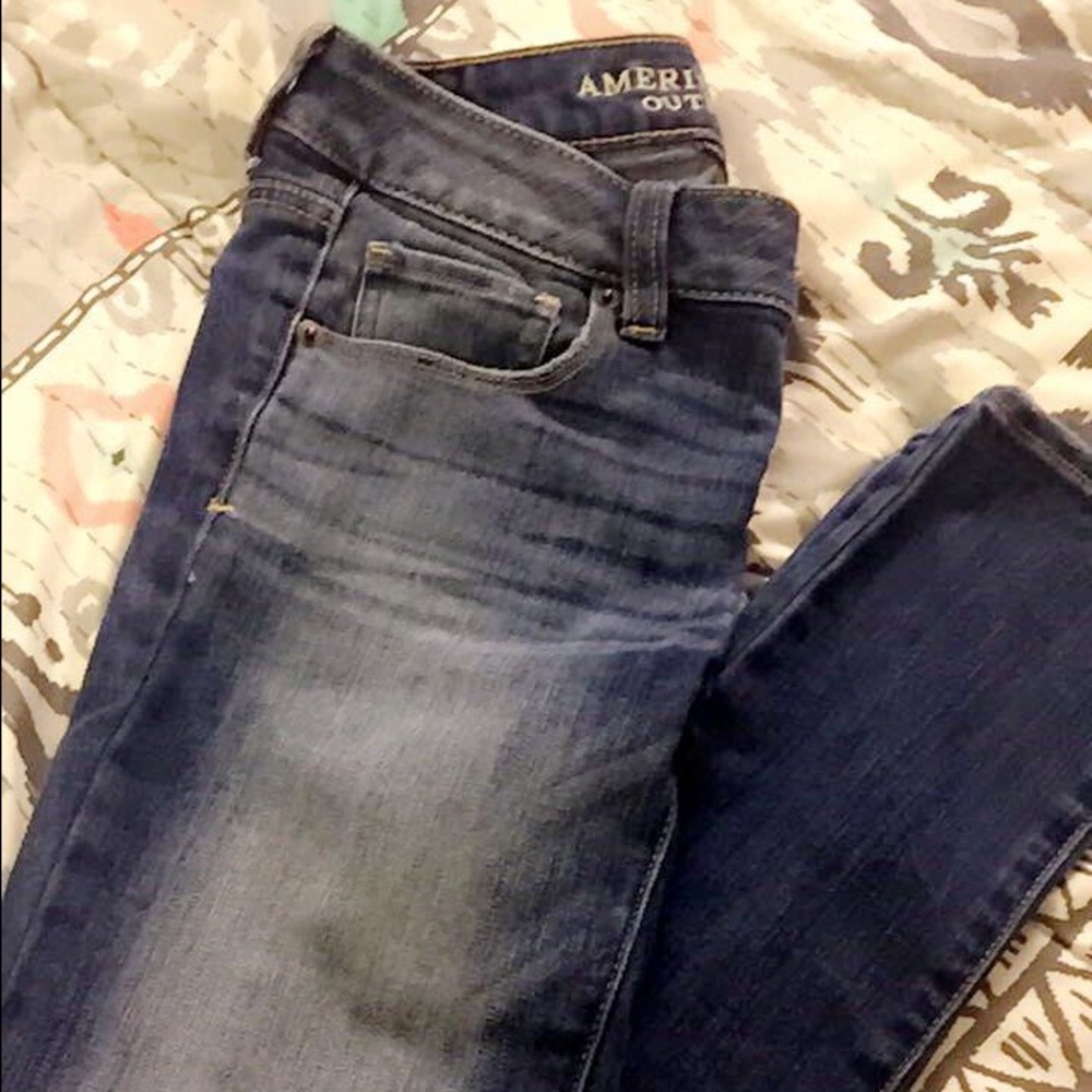 American Eagle skinny jeans. Worn a few times.