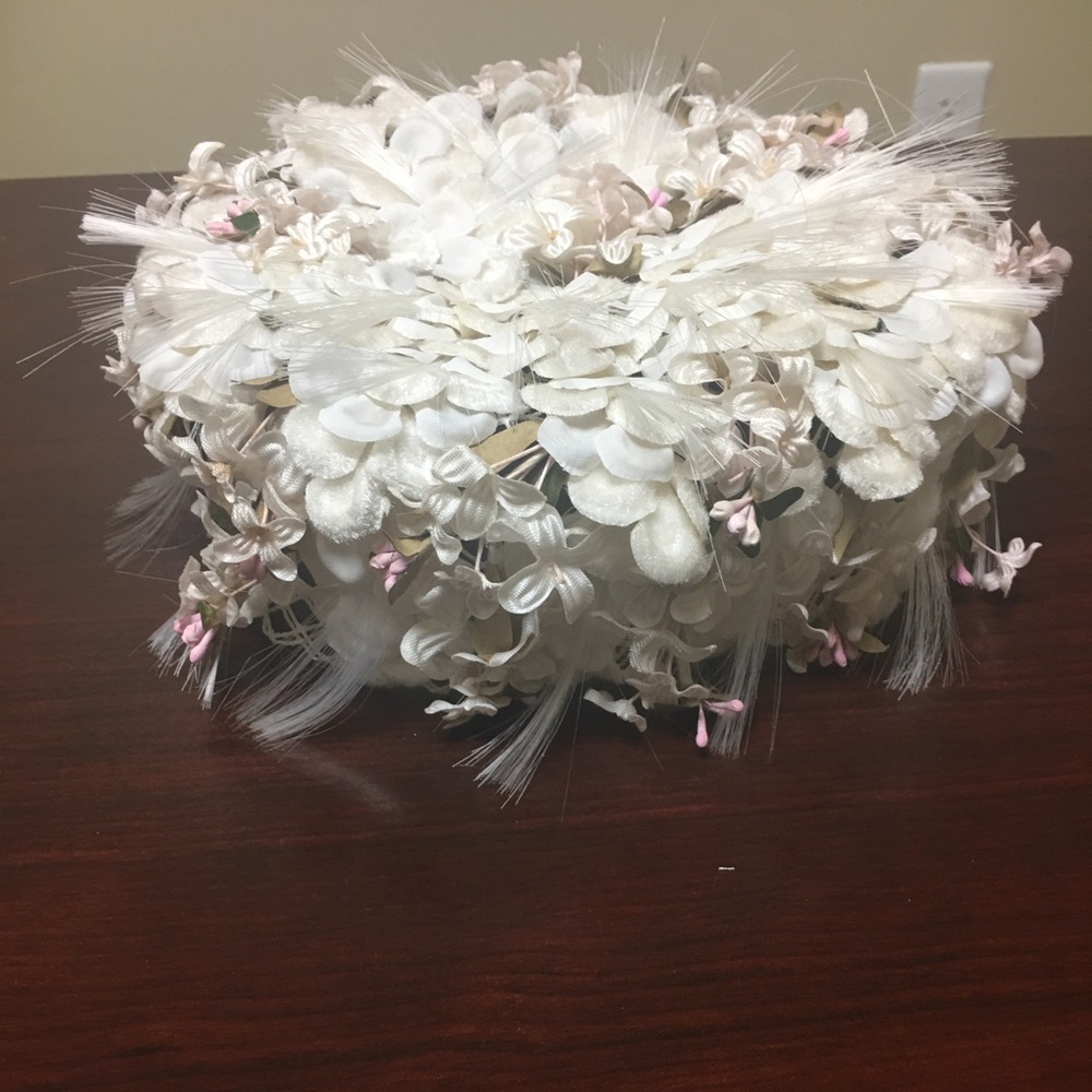 1960's white and pink pill box hat .