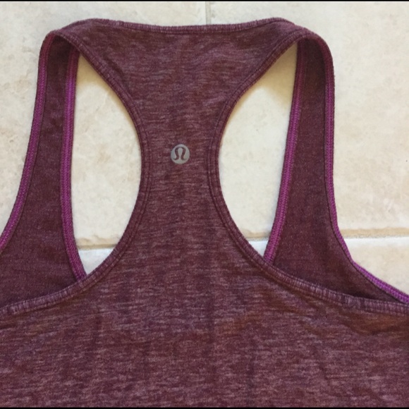 Lululemon tank top size 4 - Picture 3 of 4
