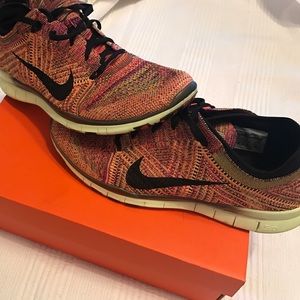 Nike Women's Free TR Flyknit size 11