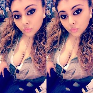 Meet your Posher, Fatima