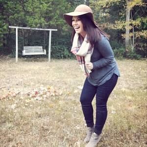 Meet your Posher, Kari