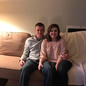 Meet your Posher, Caitlin