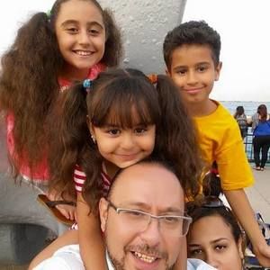 Meet your Posher, Khaled