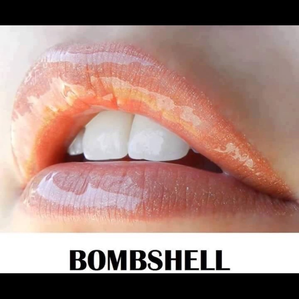 Bombshell LipSense - 18hr smudge proof lipstick