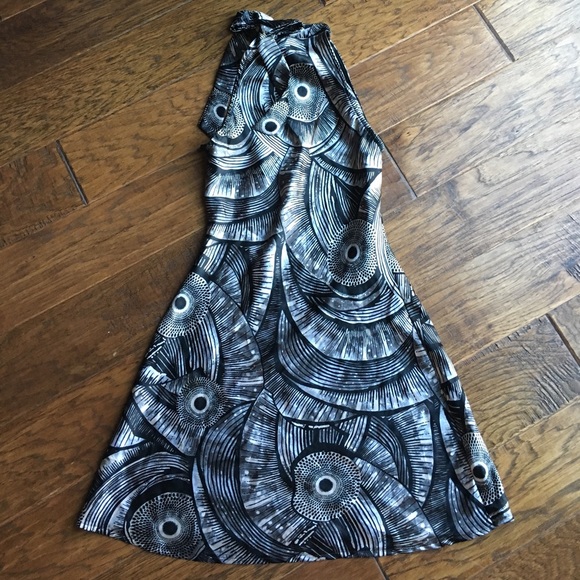 🌞🌛Day and Night Summer Dresses BOTH!! - Picture 2 of 3