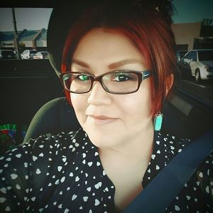 Meet your Posher, Carrie