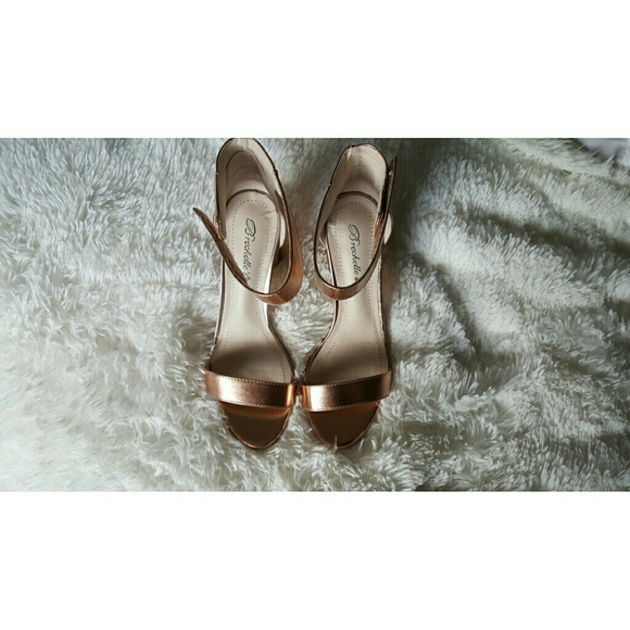 ▪LAST PAIR▪"Drippin' Rose Gold" Block Heels NWB - Picture 4 of 7