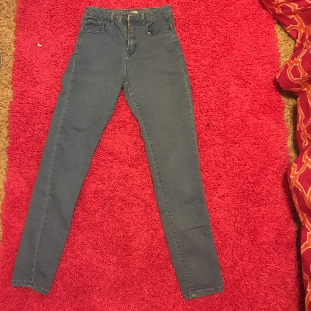 High Waisted Jeans