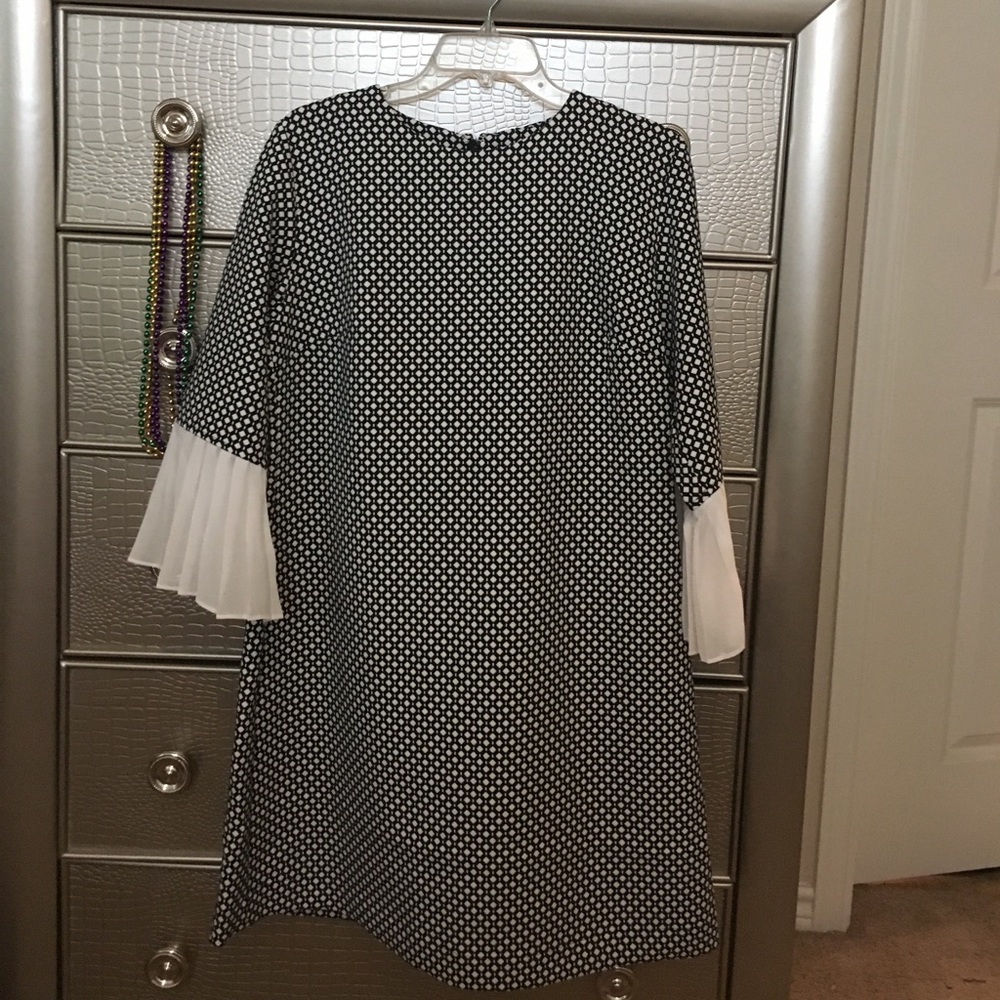 ❤️NWT New York & Company Dress❤️