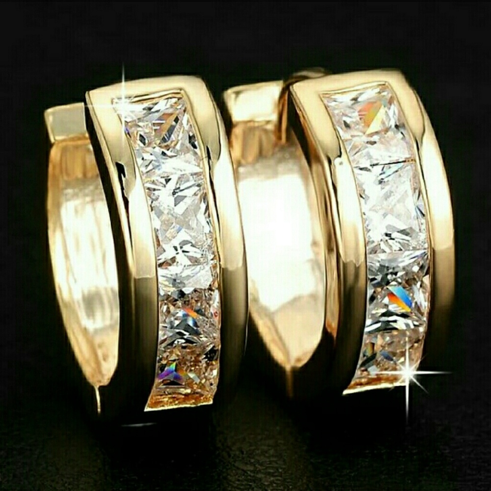 💋RHINESTONE GOLD HOOPS!!!
