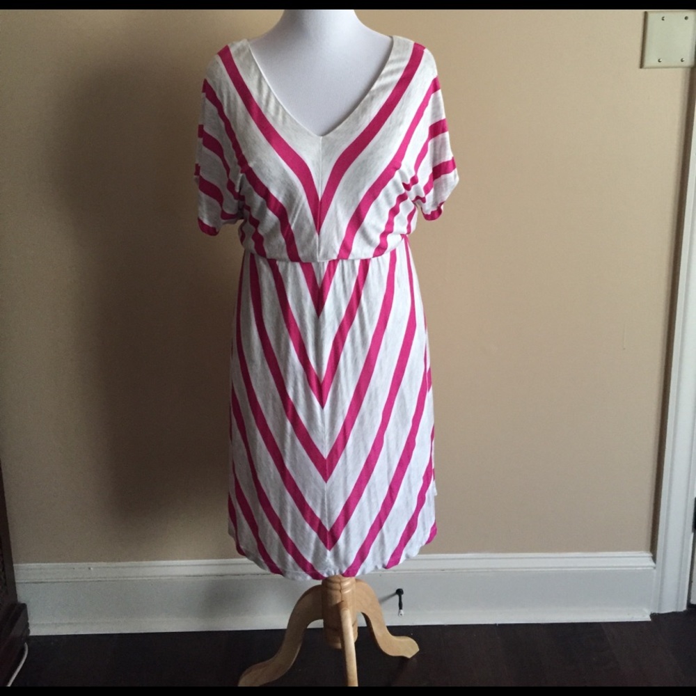 Striped v neck dress