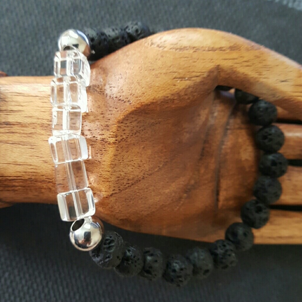 Swarvoski crystal black lave beaded bracelet nwt