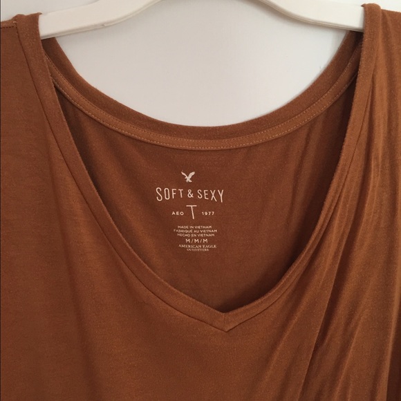 American Eagle Soft&Sexy Tee - Picture 2 of 3