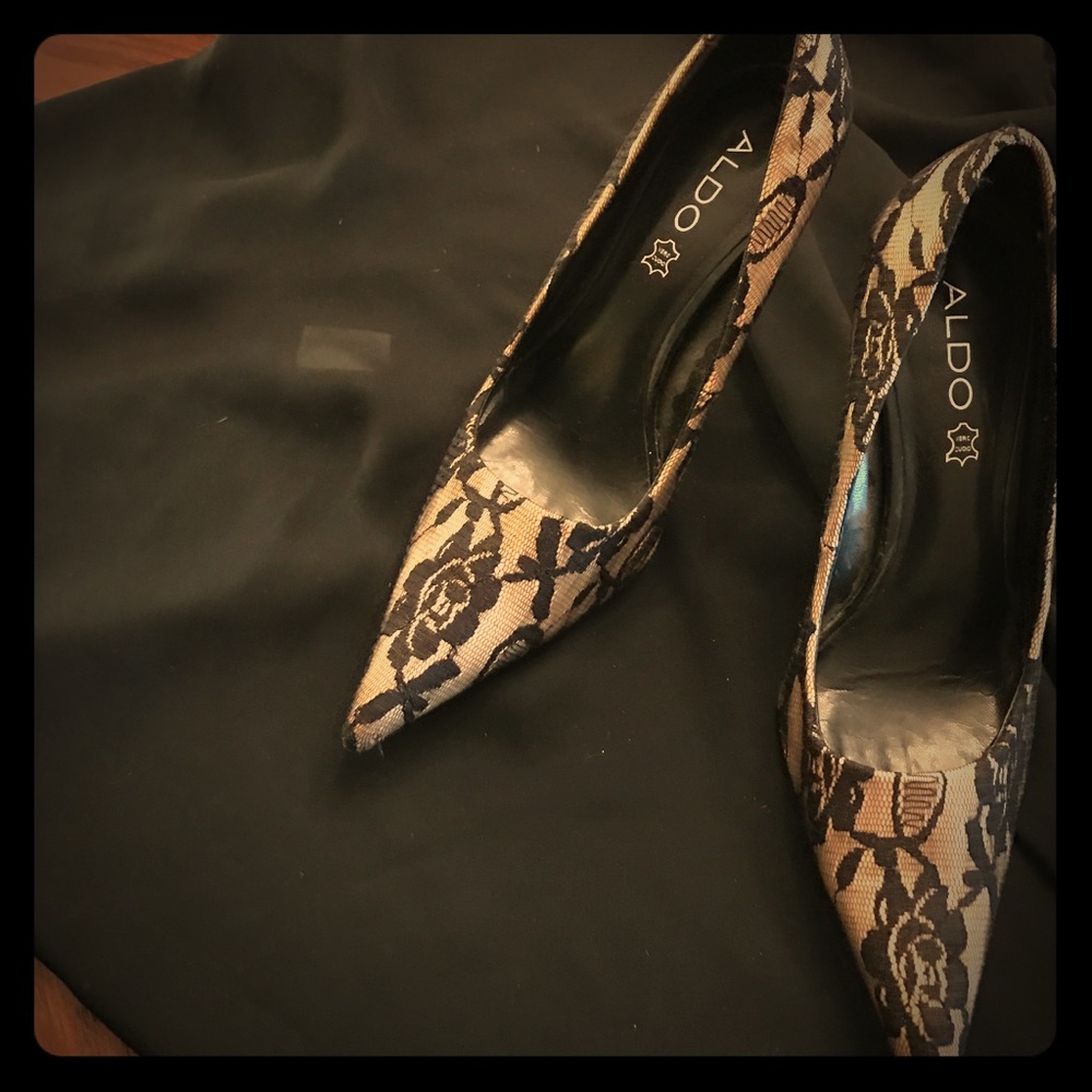 Aldo sexy laced skinny heel