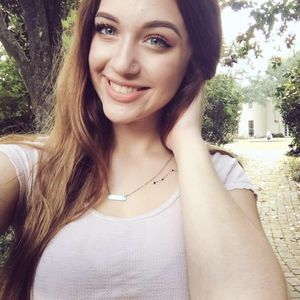 Meet your Posher, Jillian