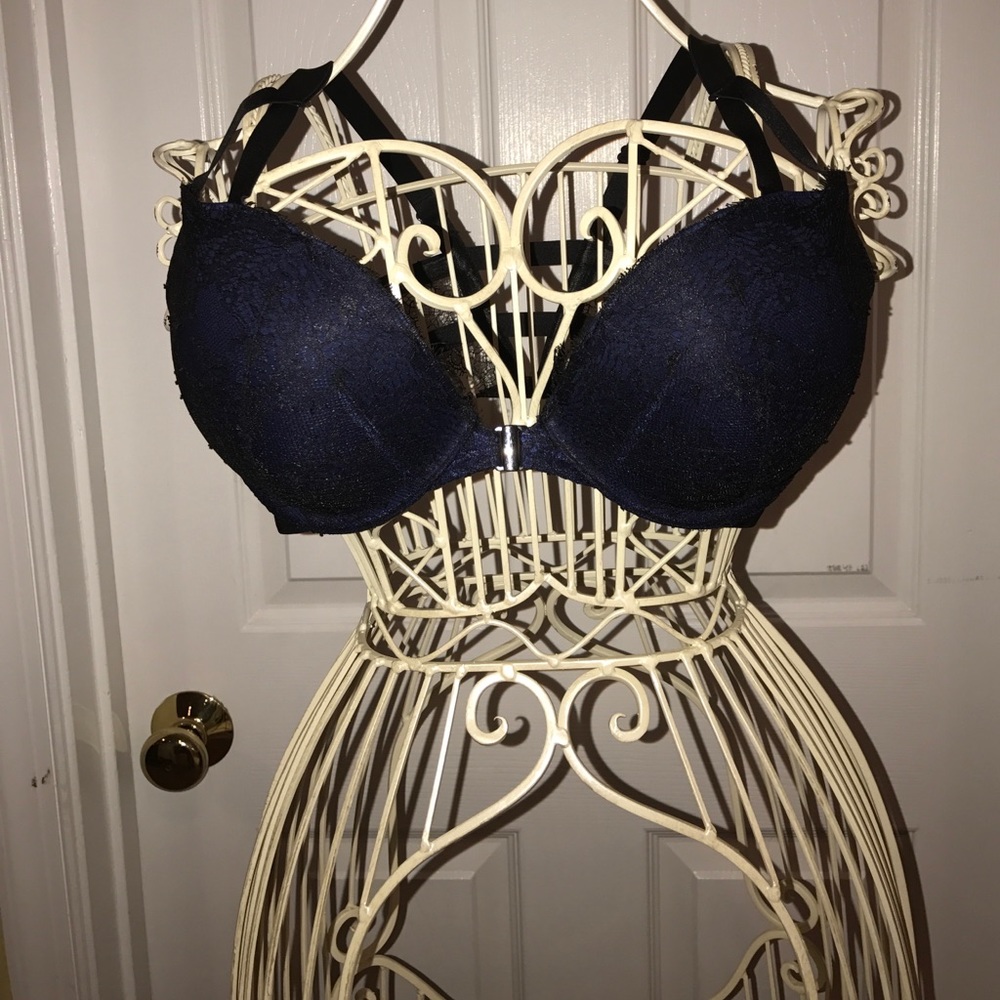 Victoria's Secret Bra Size 34D