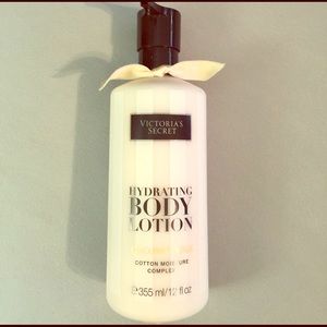 Victoria's Secret Coconut Milk Body Lotion
