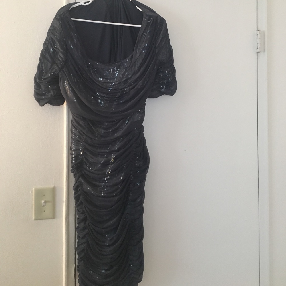 MAKE AN OFFER ADRIANNA PAPELL