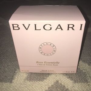 BVLGARI Rose Essentielle Perfume