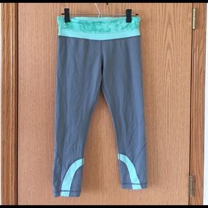 Lululemon cropped pants
