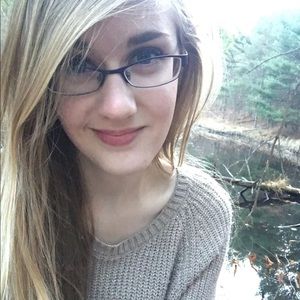 Meet your Posher, Katlyn