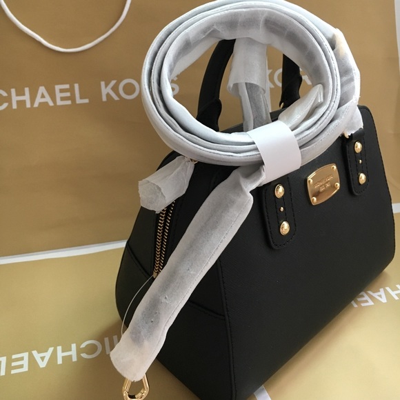 👜👑MK Saffiano satchel👜black - Picture 6 of 7