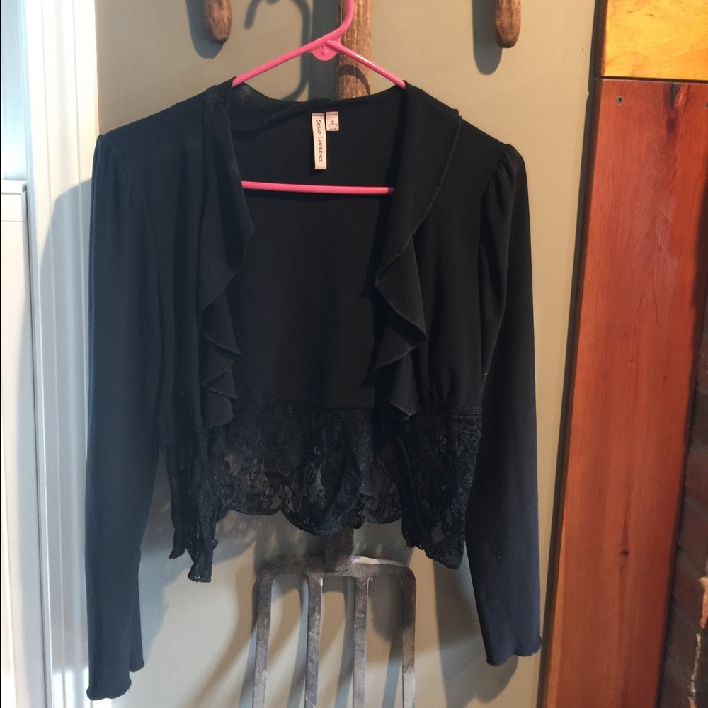 Cropped cover blouse