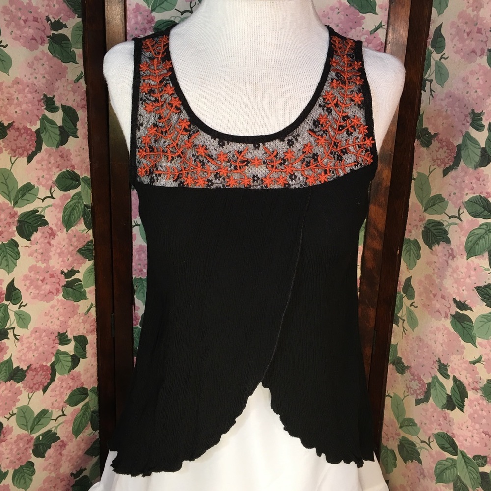 En Creme Crinkly Gauze Sheer Embroidered Lace SML