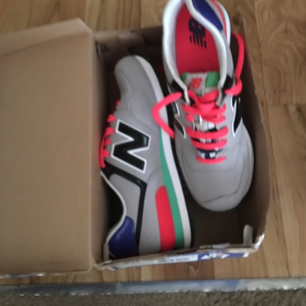 New balance shoes worn once