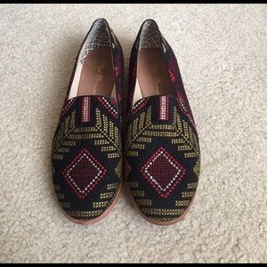 Matt Bernson embroidered flats