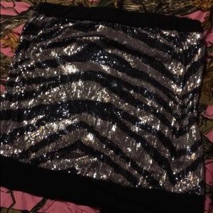 Large almost famous shirt