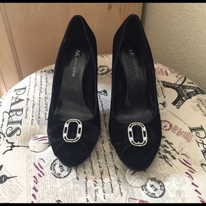 🎉SALE🎉Stunning, Anne Klein holiday pumps!