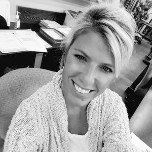 Meet your Posher, Denise