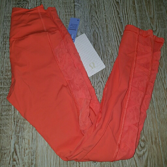 🌟SOLD🌟Lululemon Rise and Flow Pant - Picture 2 of 4