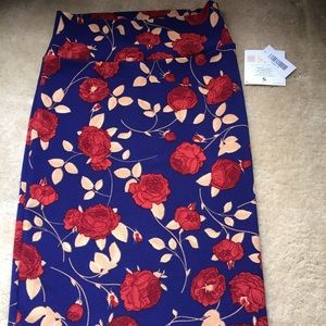 LuLaRoe Cassie