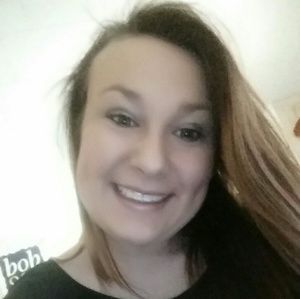 Meet your Posher, Caralee