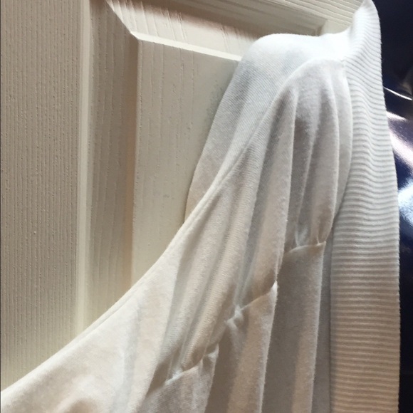 EXPRESS • Open-front Cover-up • M - Picture 4 of 4